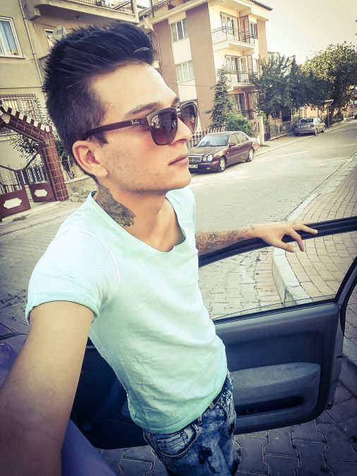 Kutay Uçaroğlu, 30, Usak, Turkey