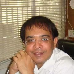 Kamaal Dhamal, 45, Ni Dilli, India