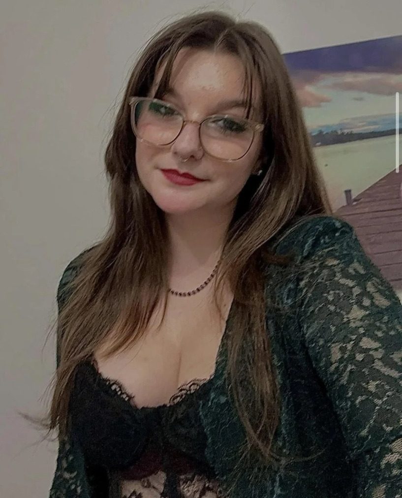 Maria, 18, Zurich, Switzerland