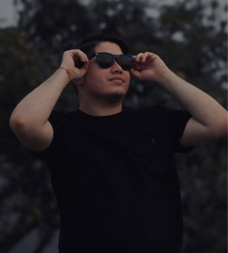 roberto, 20, Villahermosa, Mexico