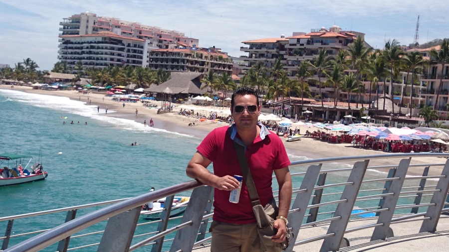 James White Banderas, 45, Mountain View, United States