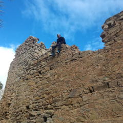 Kamal Benrezgua, 29, Bou Saada, Algeria