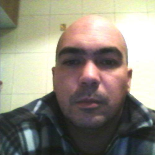 Jorge Luis, 45, 